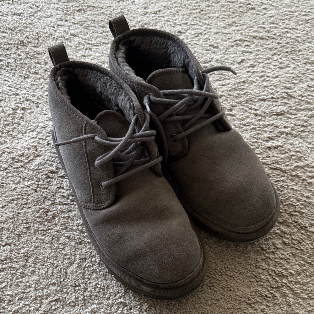 Men’s Ugg Neumel Boots Size 10